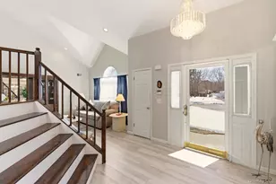 15 Alyssa Ct, Holbrook, NY 11741 - Photo 2