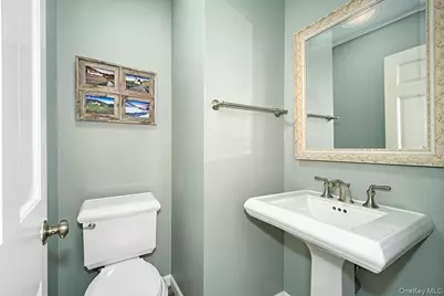 415 Sarles Street, Mount Kisco, NY 10549 - Photo 20