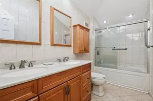 33 Fairlawn Ln, Centereach, NY 11720 - Photo 14