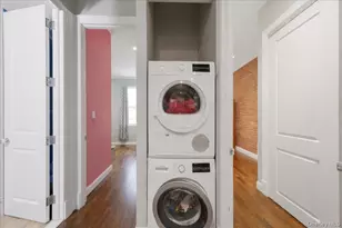 92 Elliott Ave, Yonkers, NY 10705 - Photo 20