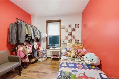92 Elliott Avenue, Yonkers, NY 10705 - Photo 26