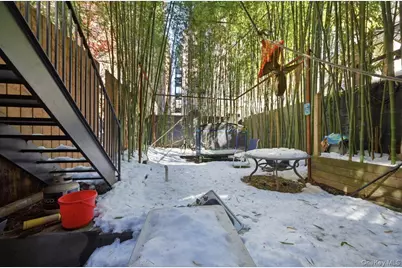 92 Elliott Avenue, Yonkers, NY 10705 - Photo 12