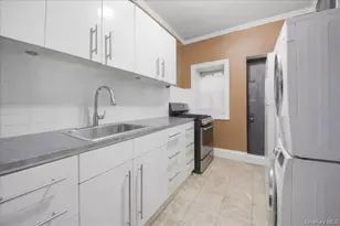 92 Elliott Ave, Yonkers, NY 10705 - Photo 30