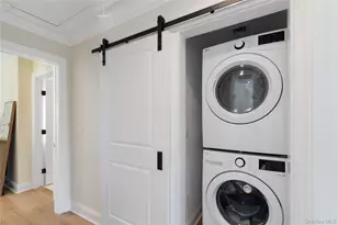 19 Charles St, Port Washington, NY 11050 - Photo 14
