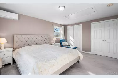 48 Daffodil Lane, Wantagh, NY 11793 - Photo 18