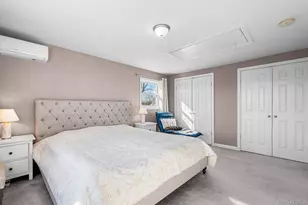 48 Daffodil Ln, Wantagh, NY 11793 - Photo 18