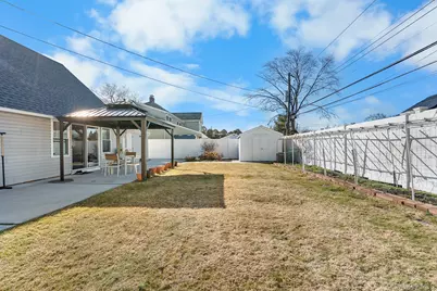 48 Daffodil Lane, Wantagh, NY 11793 - Photo 24