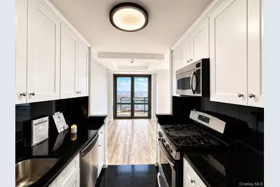 11201 Queens Boulevard #18B, Forest Hills, NY 11375 - Photo 42