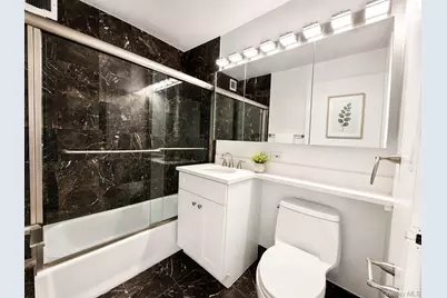 11201 Queens Boulevard #18B, Forest Hills, NY 11375 - Photo 44