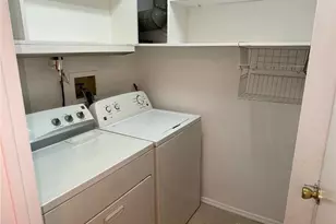 100 Hillside Dr, Middletown, NY 10941 - Photo 24