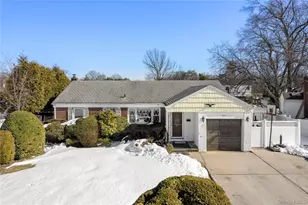 851 Hemlock St, Franklin Square, NY 11010 - Photo 26