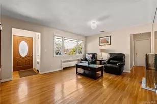 851 Hemlock St, Franklin Square, NY 11010 - Photo 4