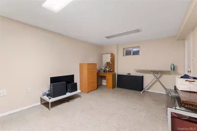 851 Hemlock Street, Franklin Square, NY 11010 - Photo 20