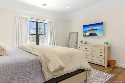 1745 Stars Road, East Marion, NY 11939 - Photo 28