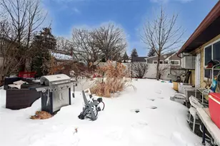 48 Pine St, Hicksville, NY 11801 - Photo 26