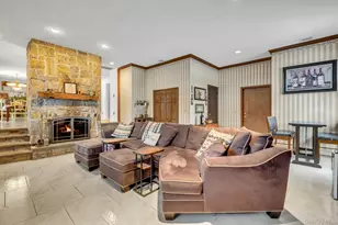 558 Gillette Ave, Bayport, NY 11705 - Photo 8