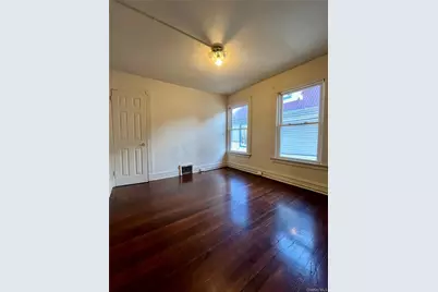 70 Linden Avenue, Middletown, NY 10940 - Photo 10