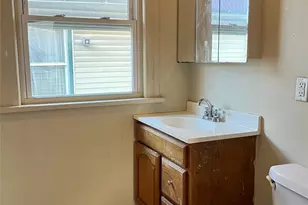 70 Linden Ave, Middletown, NY 10940 - Photo 12