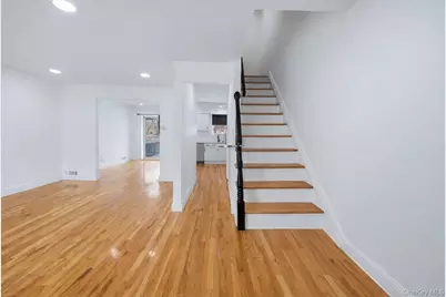 252 Brinsmade Avenue, Bronx, NY 10465 - Photo 2