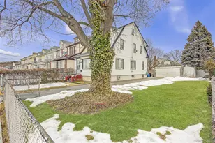 89-31 220th St, Queens Village, NY 11427 - Photo 2