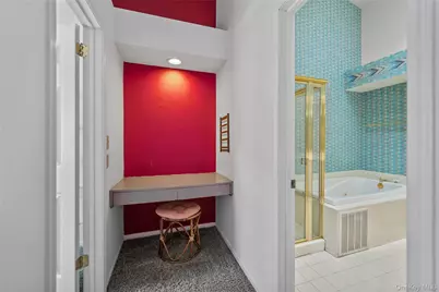 302 Pondside Drive, White Plains, NY 10607 - Photo 26