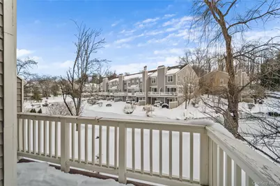 302 Pondside Drive, White Plains, NY 10607 - Photo 12