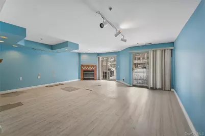 302 Pondside Drive, White Plains, NY 10607 - Photo 34