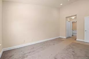 4 Steven Cir, Dix Hills, NY 11746 - Photo 14