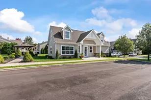 4 Steven Cir, Dix Hills, NY 11746 - Photo 26