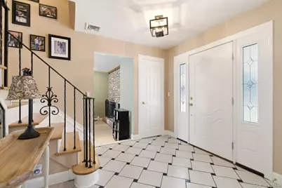 17 Soundway Drive, Rocky Point, NY 11778 - Photo 4