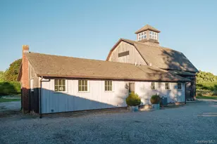 29500 Main Rd, Cutchogue, NY 11935 - Photo 32