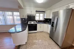 69-52 Cloverdale Blvd, Bayside, NY 11364 - Photo 16