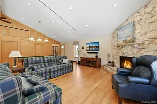 5 Shawmont Ln, Stony Brook, NY 11790 - Photo 10