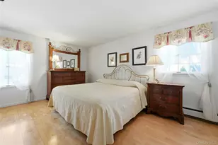 5 Shawmont Ln, Stony Brook, NY 11790 - Photo 18