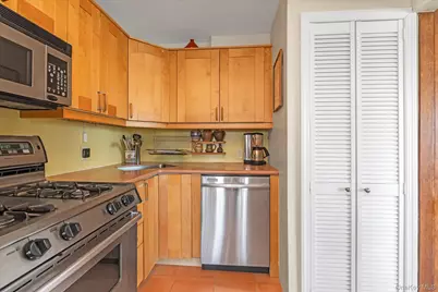 154-23 Riverside Drive #10b, Whitestone, NY 11357 - Photo 8