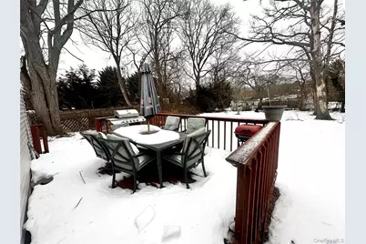 65 Rock Road, Islip Terrace, NY 11752 - Photo 14