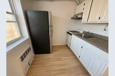 140-35 Beech Avenue #7A, Flushing, NY 11355 - Photo 6