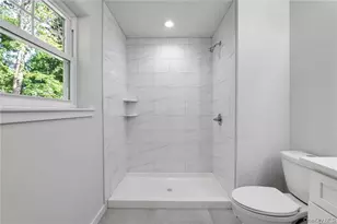 0 Leicester Ave, Ronkonkoma, NY 11779 - Photo 32