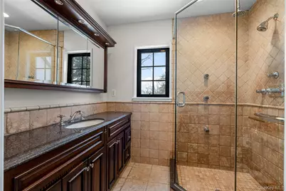 206 Knollwood Avenue, Mamaroneck, NY 10543 - Photo 22