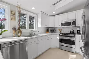 206 Knollwood Ave, Mamaroneck, NY 10543 - Photo 12