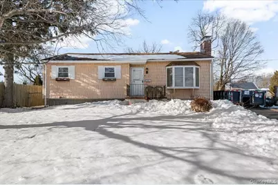 342 9th Street, West Babylon, NY 11704 - Photo 2