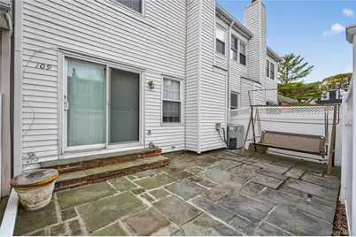 109 Glen Way, Syosset, NY 11791 - Photo 18