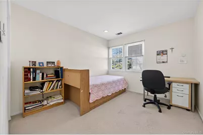 109 Glen Way, Syosset, NY 11791 - Photo 14