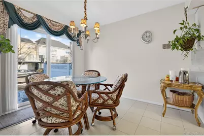 109 Glen Way, Syosset, NY 11791 - Photo 8