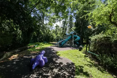 109 Glen Way, Syosset, NY 11791 - Photo 22