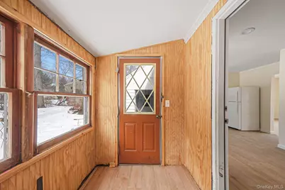 22 Overbrook Street, Riverhead, NY 11901 - Photo 24