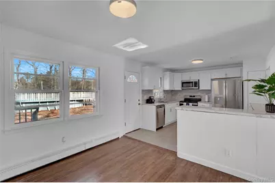 57 Middle Island Road, Medford, NY 11763 - Photo 6