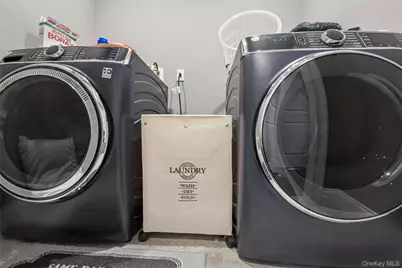 9 Saber Lane, Kings Park, NY 11754 - Photo 14