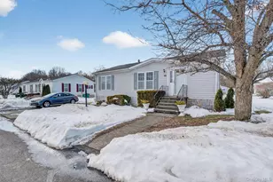 56 4th Dr, Hyde Park, NY 12738 - Photo 2