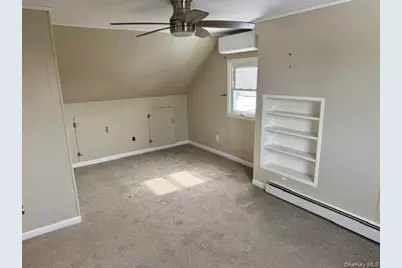 [Address not provided], Levittown, NY 11756 - Photo 10